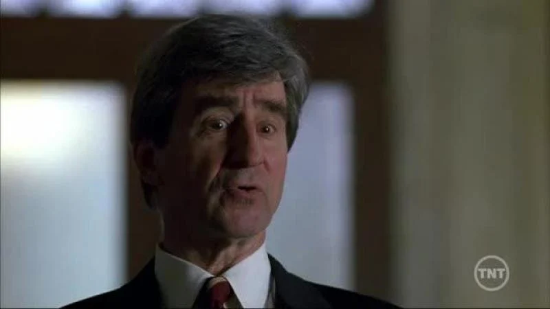 Кадры из сериала Закон и порядок (1990)
